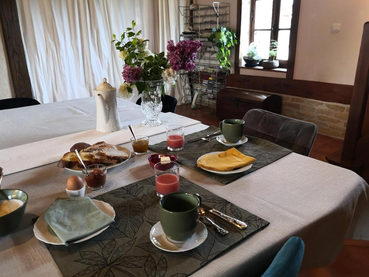 Bed and Breakfast La Ferme De La Terve Bruailles Zewnętrze zdjęcie